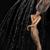 fontaine statue femme